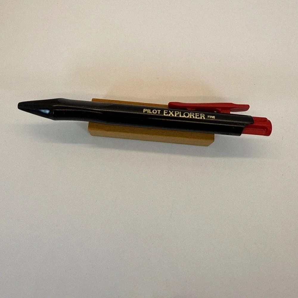 VTG Pilot Explorer‎ Rolling Ballpoint Pen Black Red Japan Fine Point Retractable